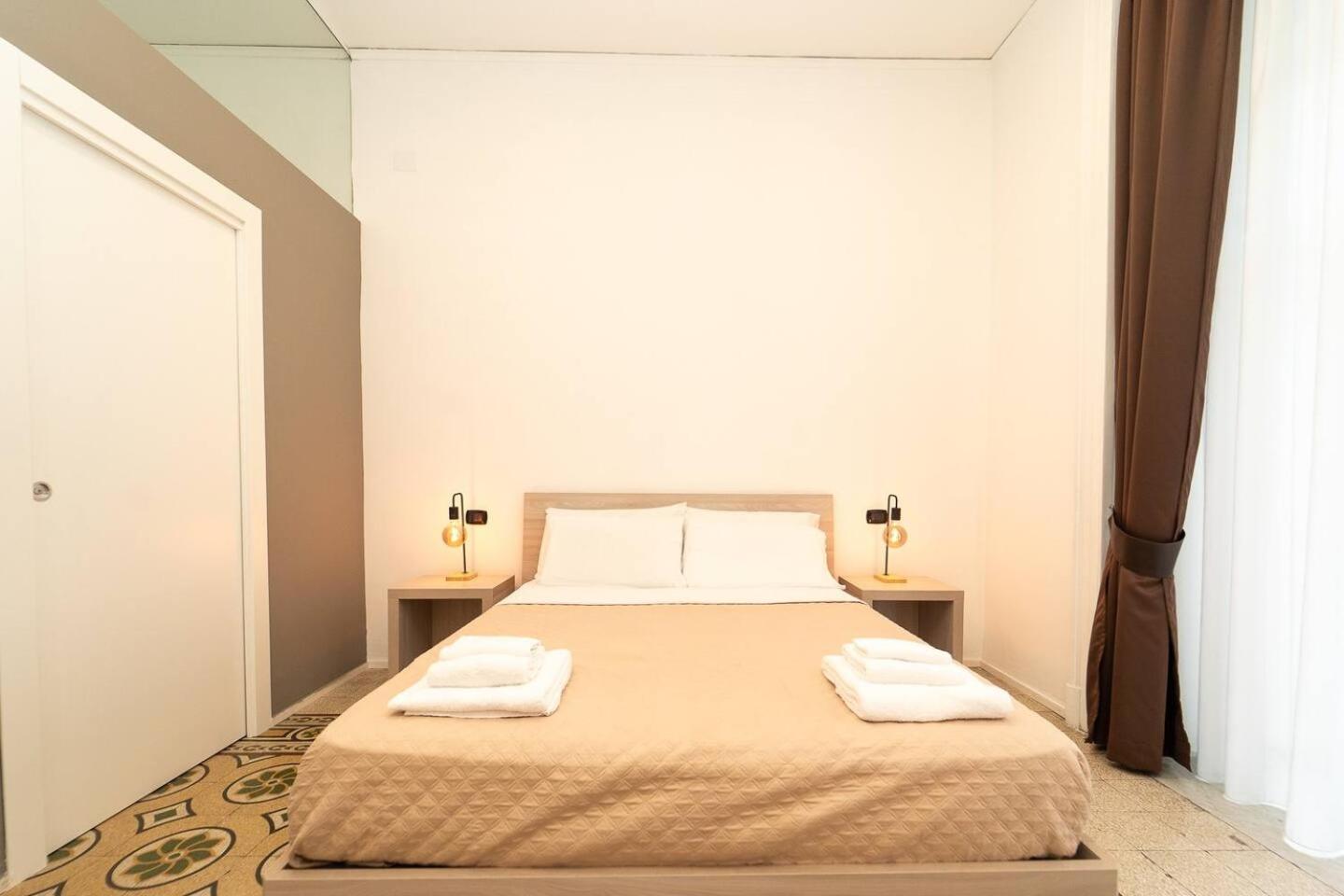 La Piazza Suite Napoli Eksteriør billede