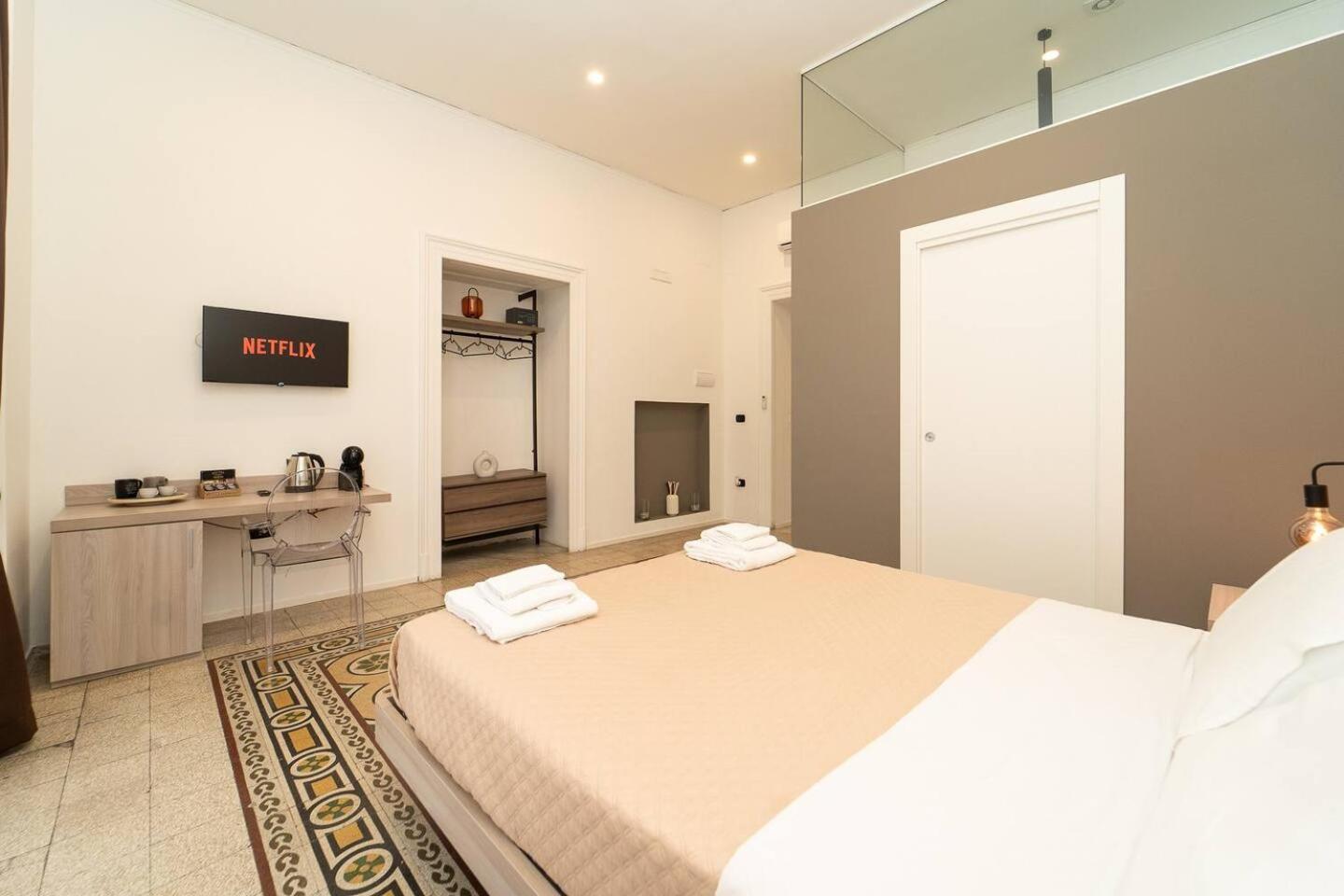 La Piazza Suite Napoli Eksteriør billede