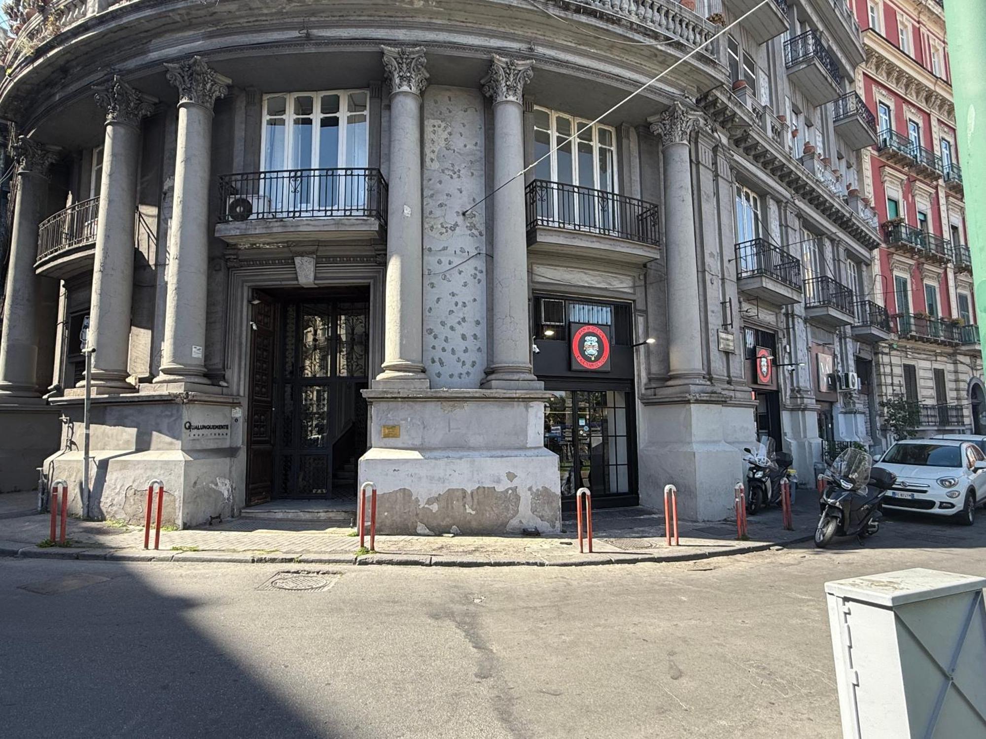 La Piazza Suite Napoli Eksteriør billede